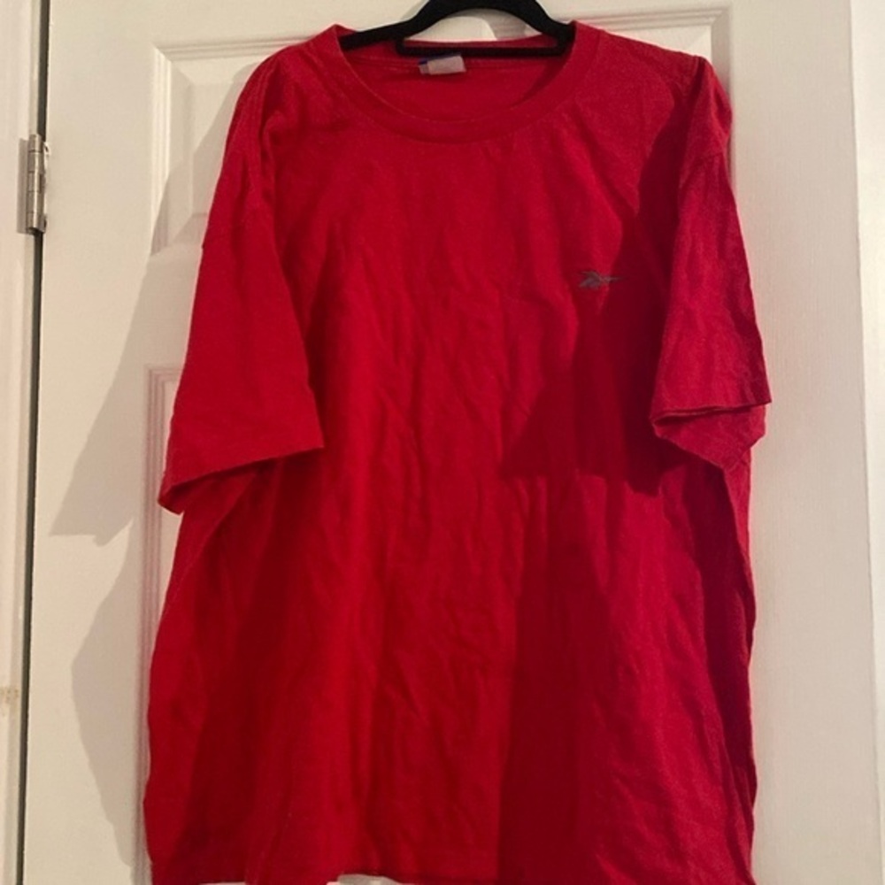 Reebok t-shirt